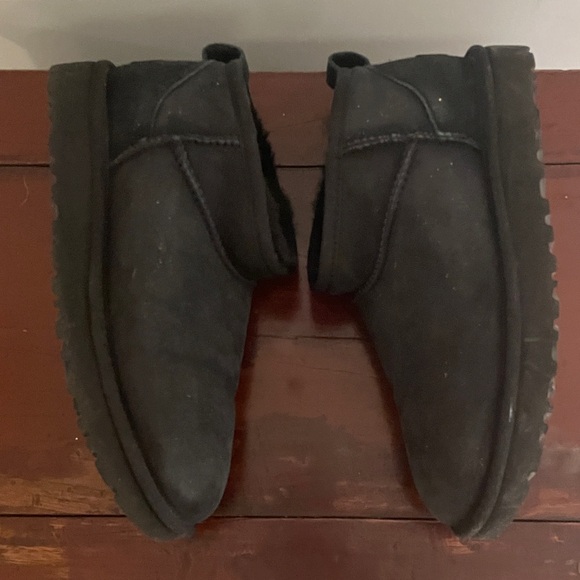 UGG Black Mini Boots - Picture 5 of 8